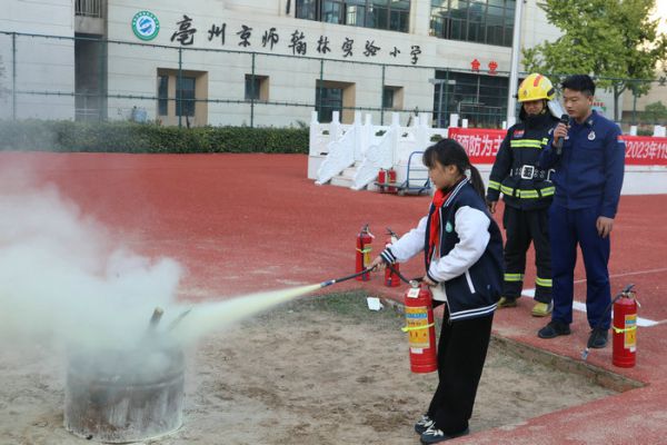 亳州市高新区各中小学凝聚“家校社”合力打造平安校园(图7)